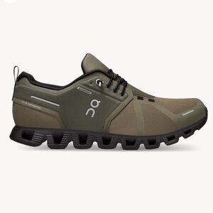 On Running On Cloud Cloud 5 Waterproof Sneaker in Olive and Black Size 8